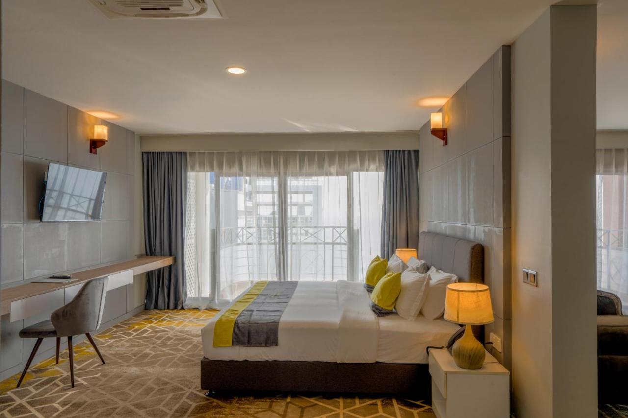 Manhattan Business Hotel, Μαλέ Εξωτερικό φωτογραφία