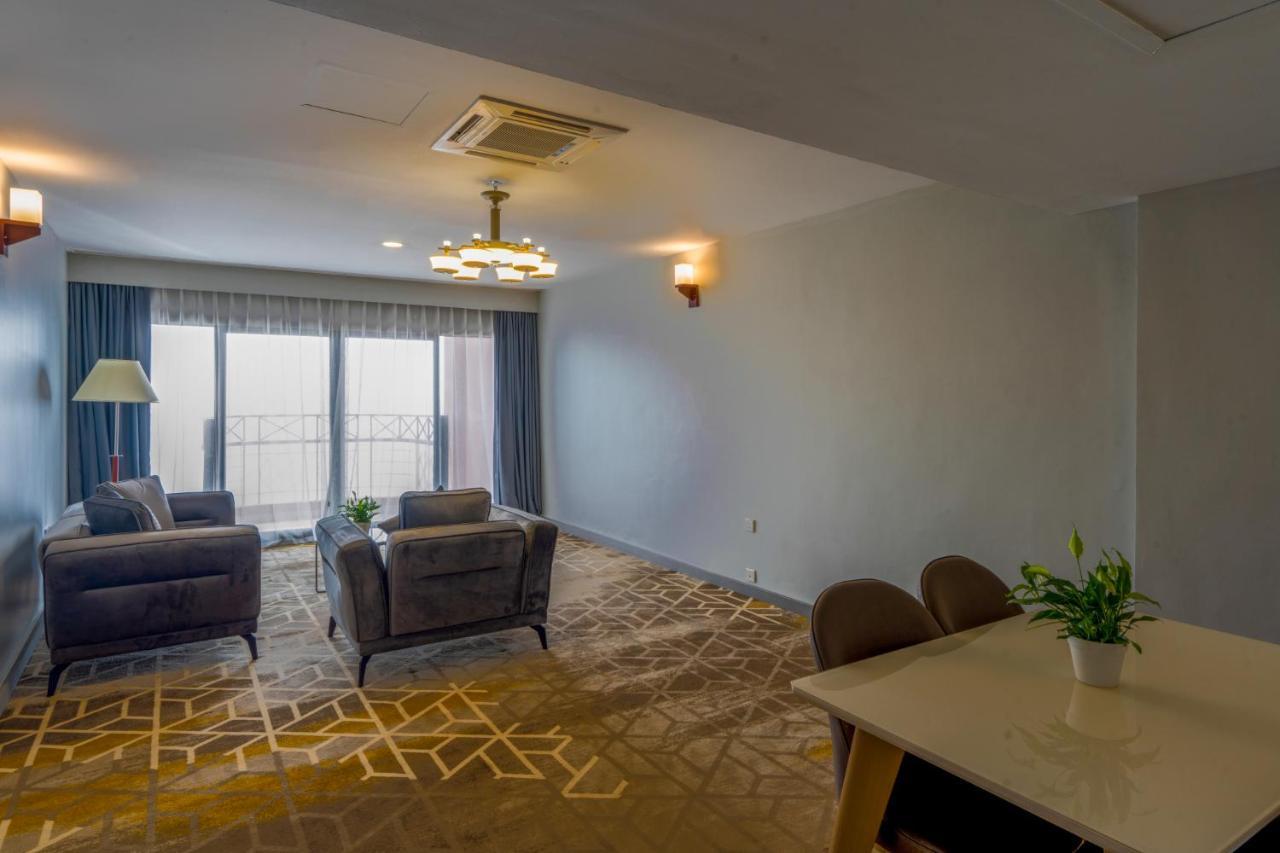 Manhattan Business Hotel, Μαλέ Εξωτερικό φωτογραφία