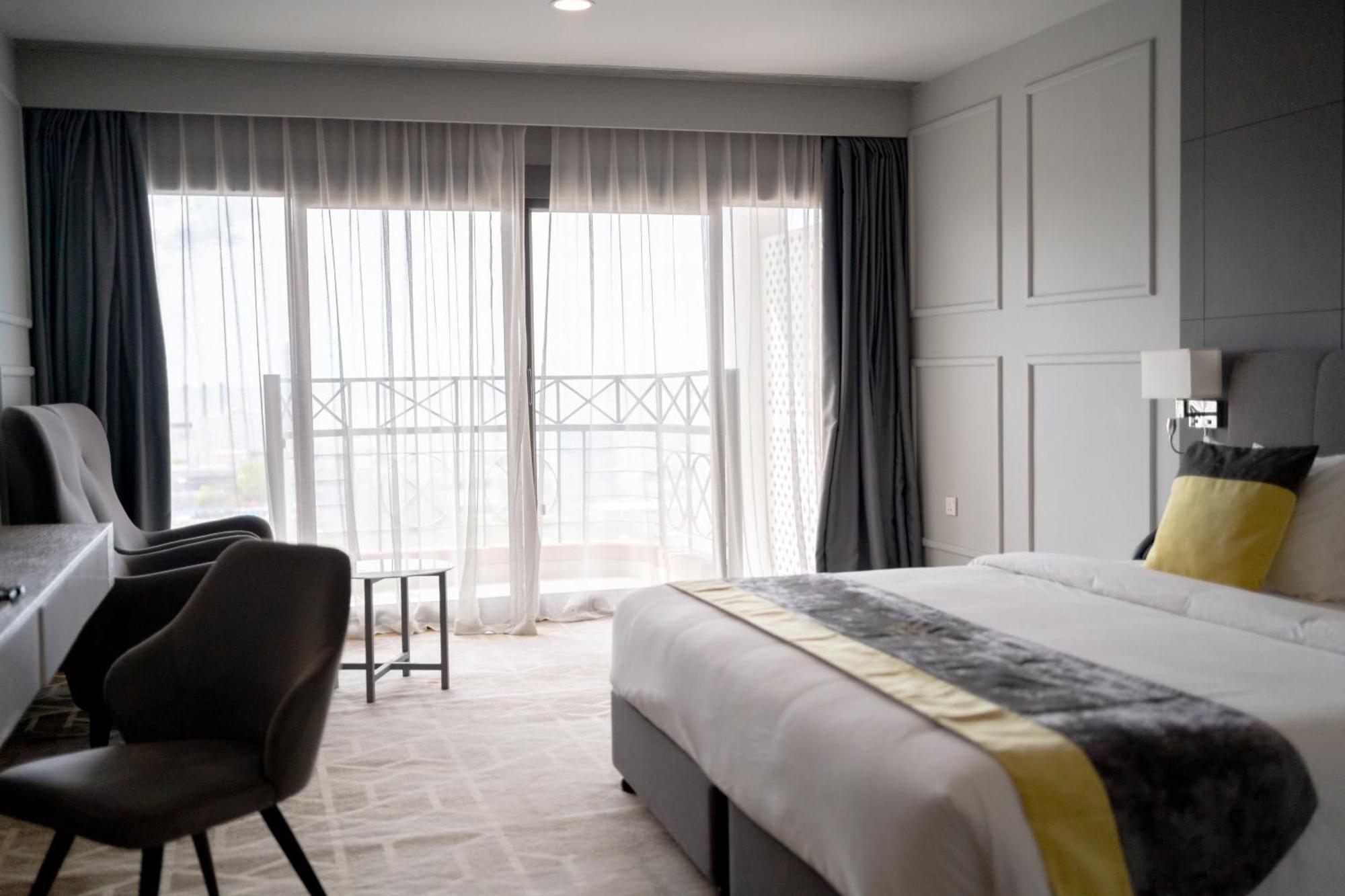 Manhattan Business Hotel, Μαλέ Εξωτερικό φωτογραφία